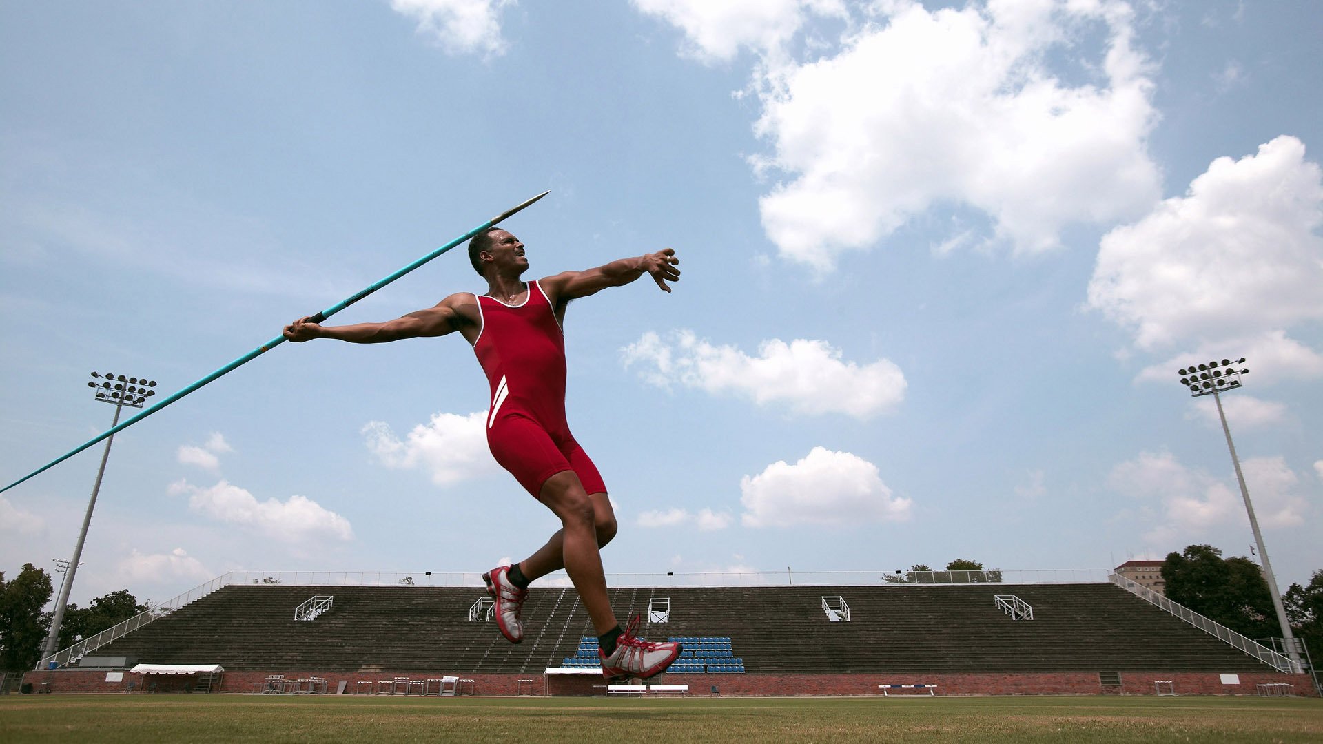 巴希尔·阿卜迪在马拉松比赛中获得银牌,巴希尔·阿布迪